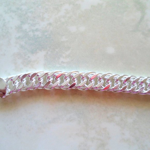 925 Silver Herringbone Style Bracelet - Picture 9 of 10